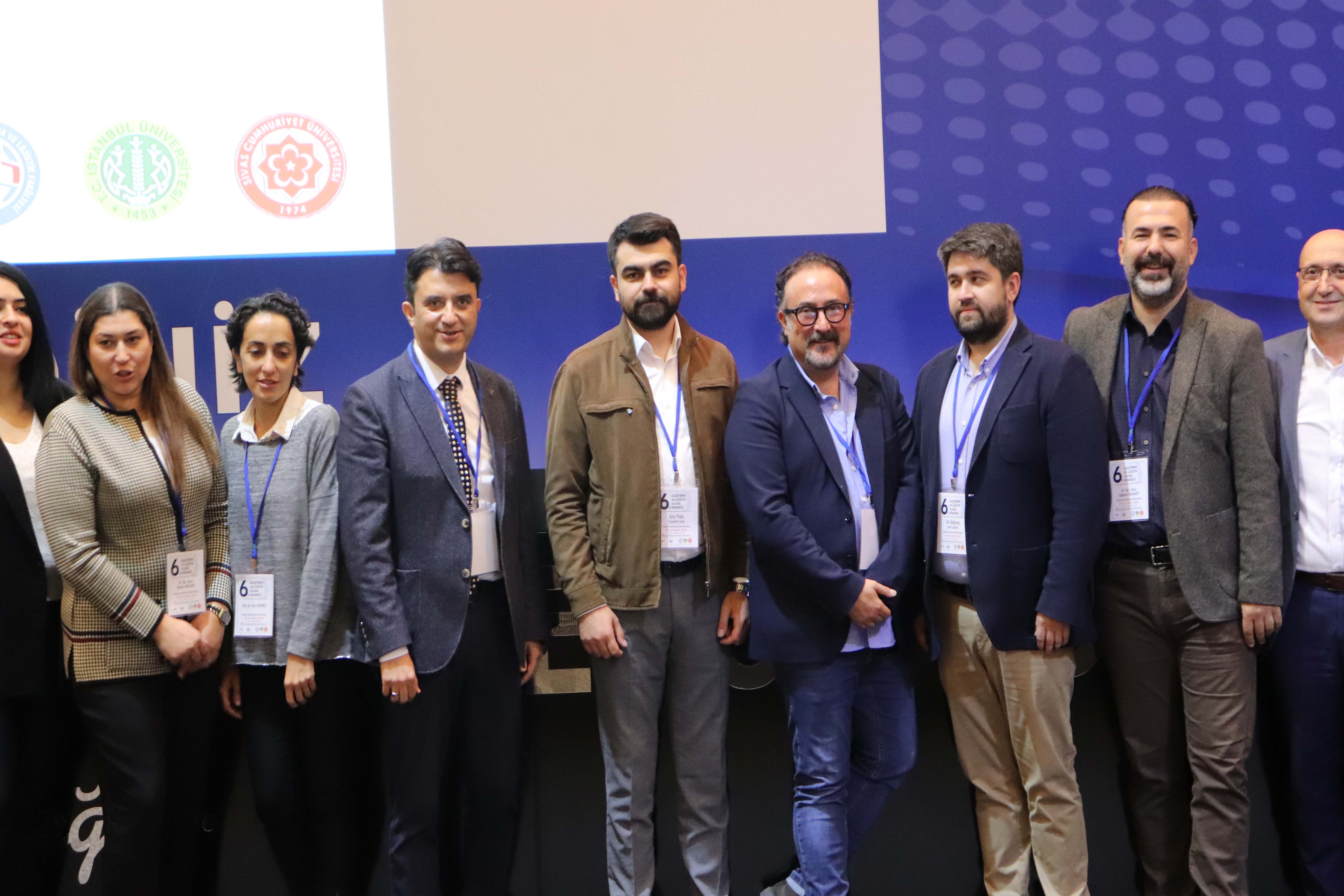 cumhuriyet universitesinde kariyer semineri utl 8